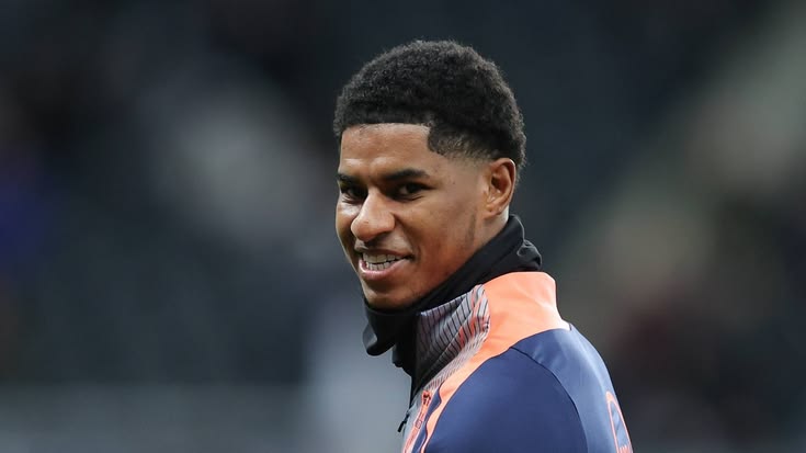 Rashford Bids Farewell to Barcelona