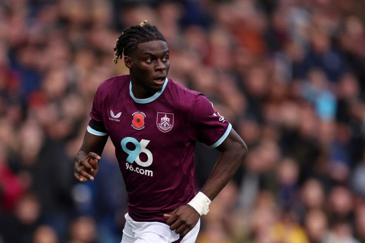 Galatasaray Reach Agreement with Burnley to Sign Midfielder Lesley Ugochukwu