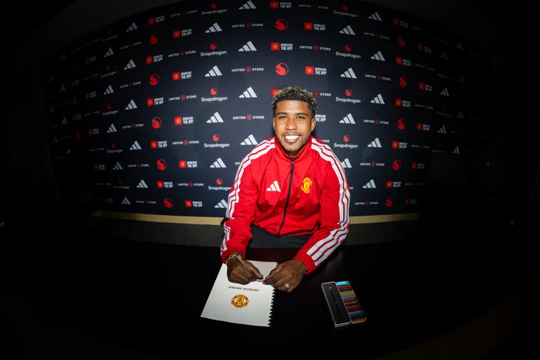 Official: Manchester United Sign Andrey Santos from Chelsea